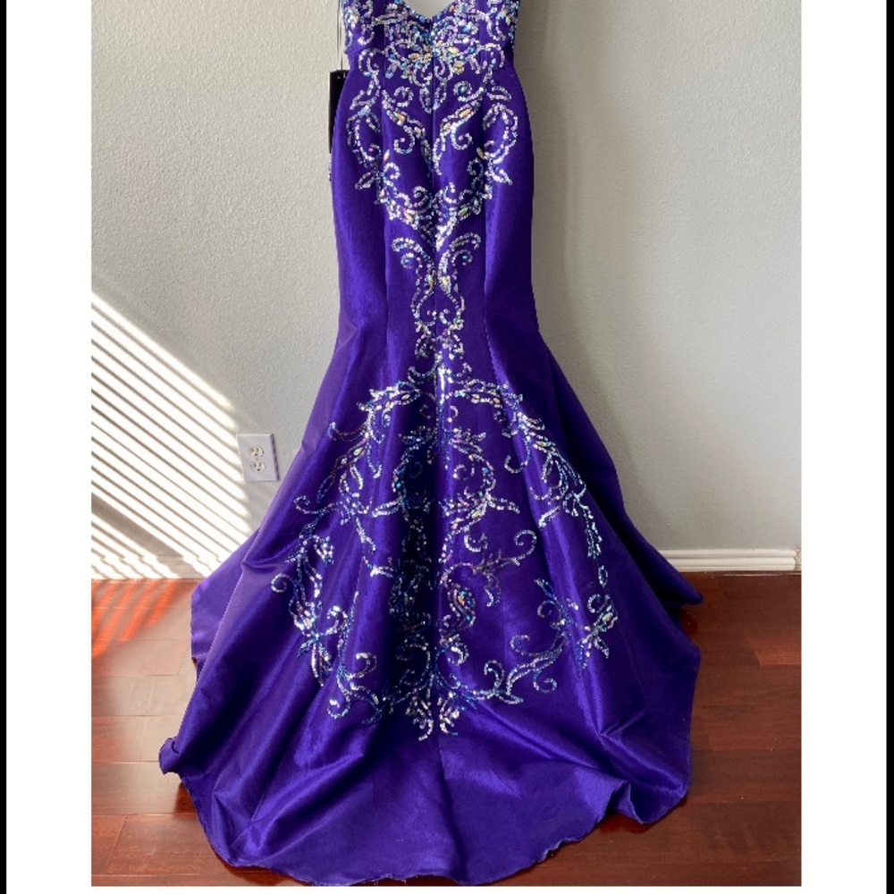 MacDuggal Purple Prom Dress HOST PICK - Picture 4 of 4